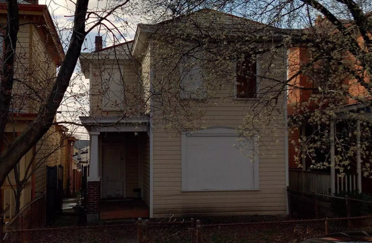 Columbus, OH 43215,835 Summit Street