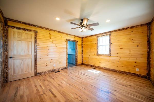7810 Granville Road, Mount Vernon, OH 43050