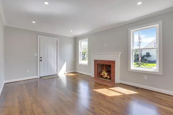 Columbus, OH 43211,1125 Loretta Avenue