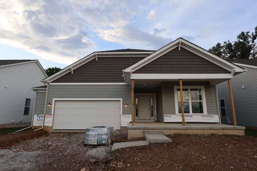 378 Canterbury Road, Commercial Point, OH 43116