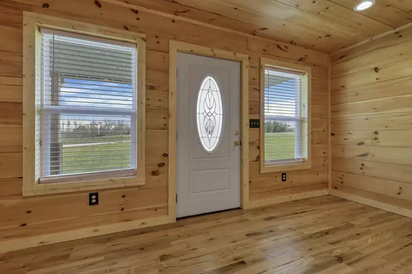 Thornville, OH 43076,7435 Baltimore Somerset Road