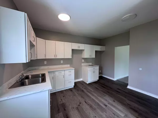 Crooksville, OH 43731,220 E Brown Street