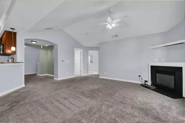 Dublin, OH 43016,4221 Colister Drive #11