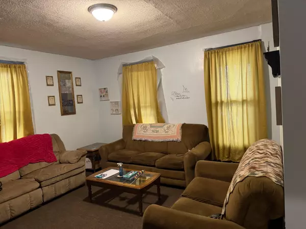 Coshocton, OH 43812,871 Chestnut Street