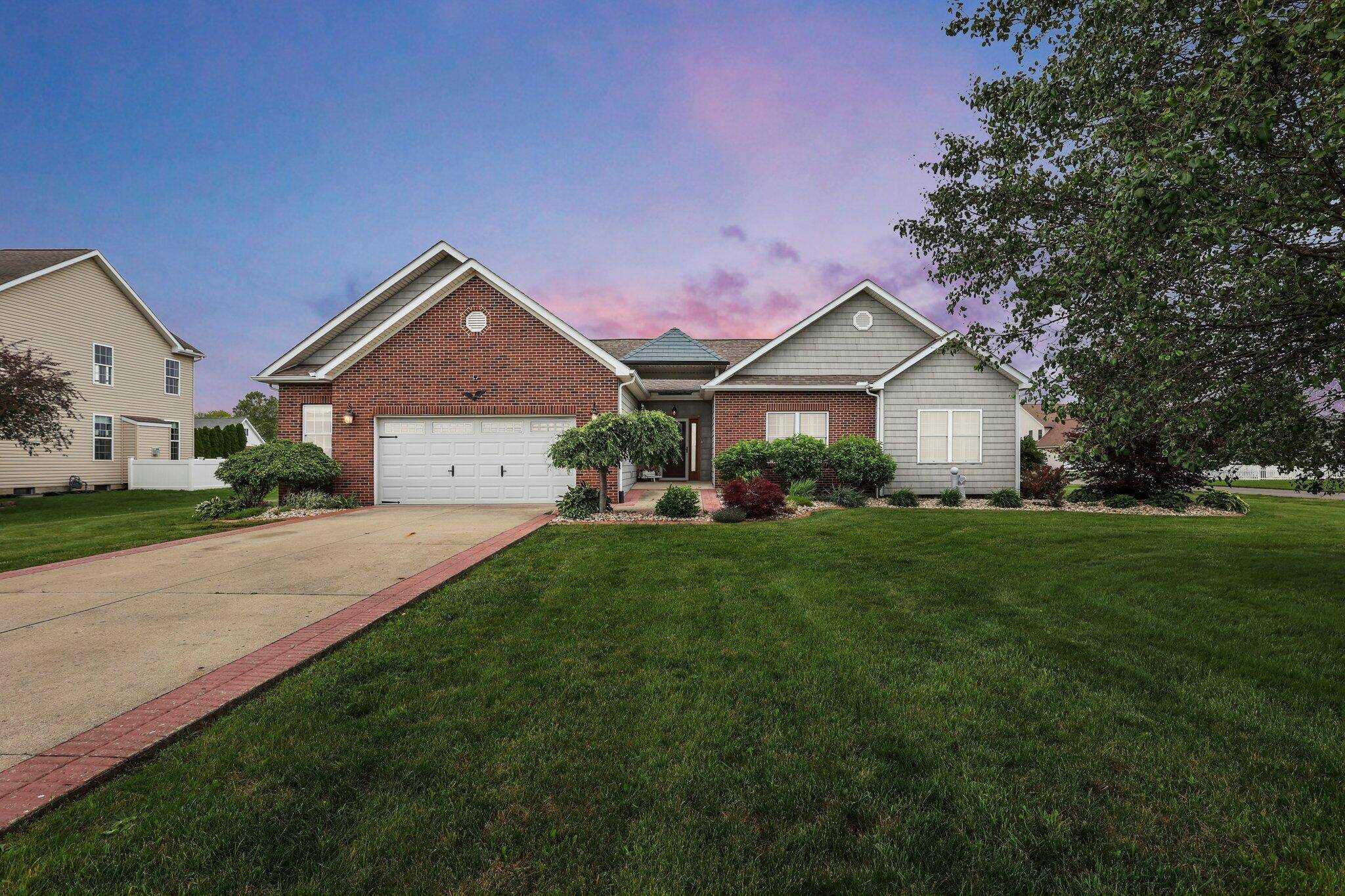 3040 Clifford Avenue, Ashville, OH 43103