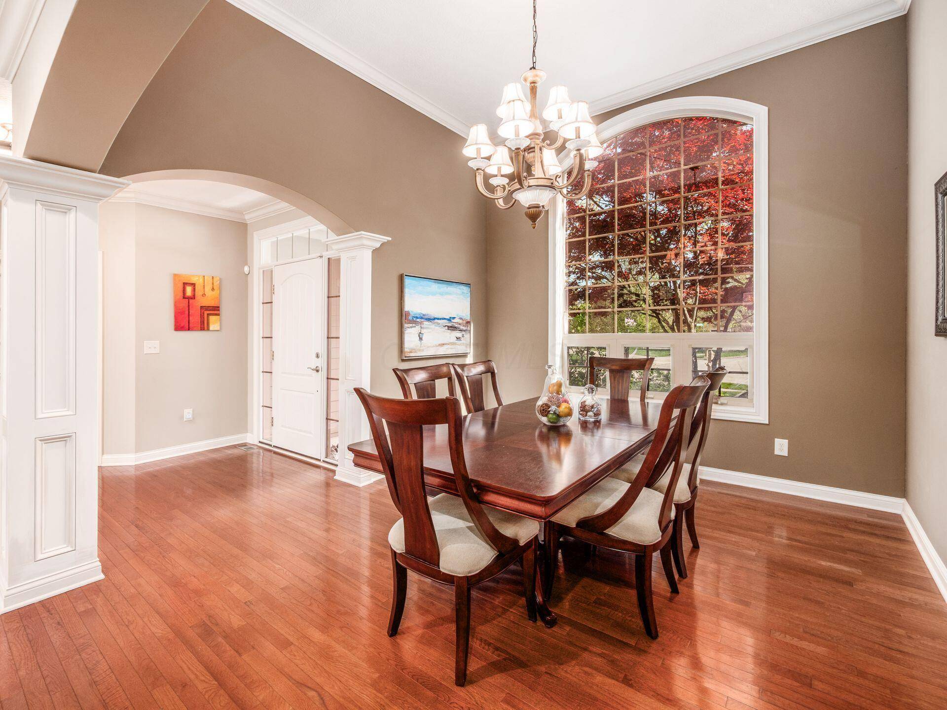 Columbus, OH 43235,5768 Kempton Run Court