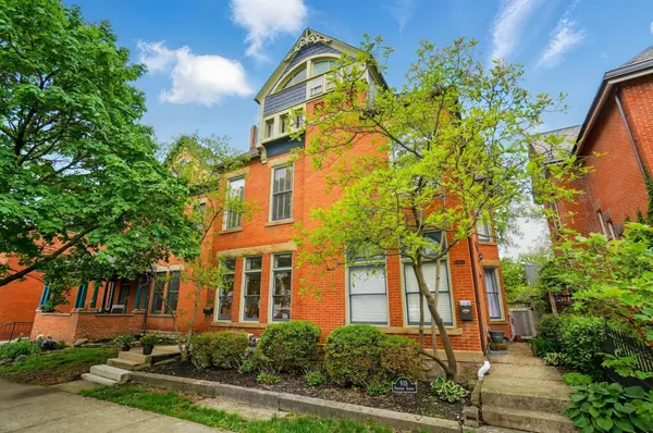 Columbus, OH 43201,931 Dennison Avenue