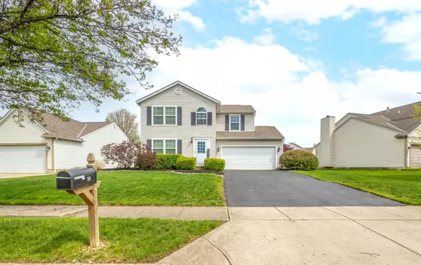 755 Woodington Drive, Pataskala, OH 43062