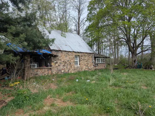 Mount Vernon, OH 43050,20821 Coshocton Road