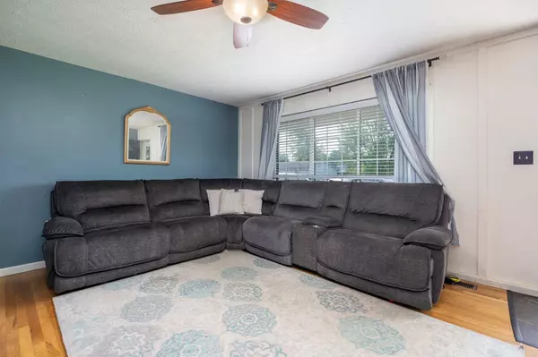 Sabina, OH 45169,127 S College Street