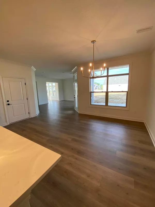 Hilliard, OH 43026,5647 Embassy Drive