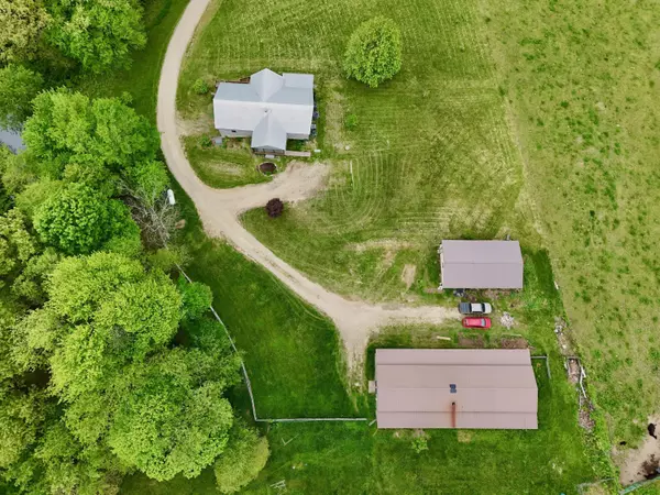 Junction City, OH 43748,2215 Township Road 362