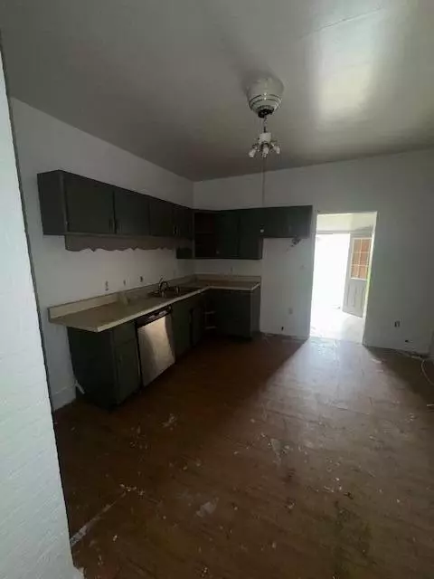 Springfield, OH 45504,908 Cedar Street