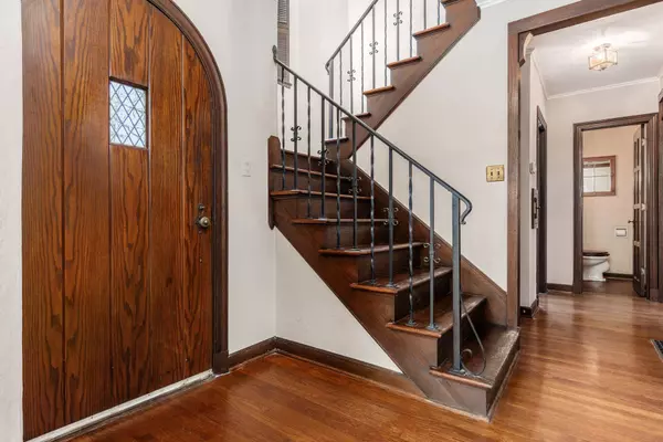 Worthington, OH 43085,670 Morning Street