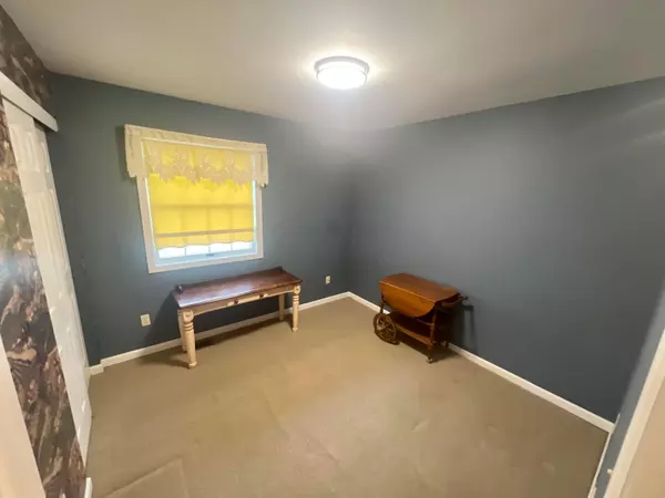 Athens, OH 45701,8166 Lavelle Road