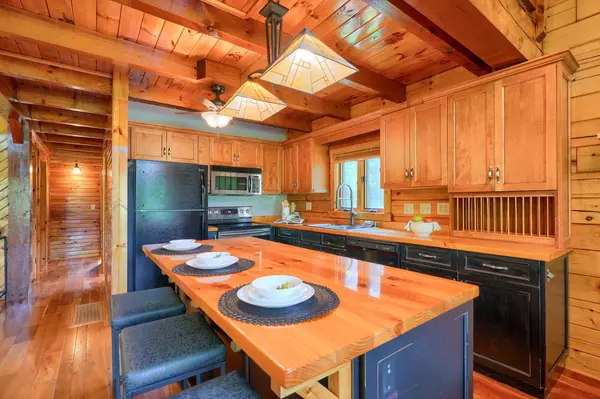 Bainbridge, OH 45612,14391 Barrett Mill Road