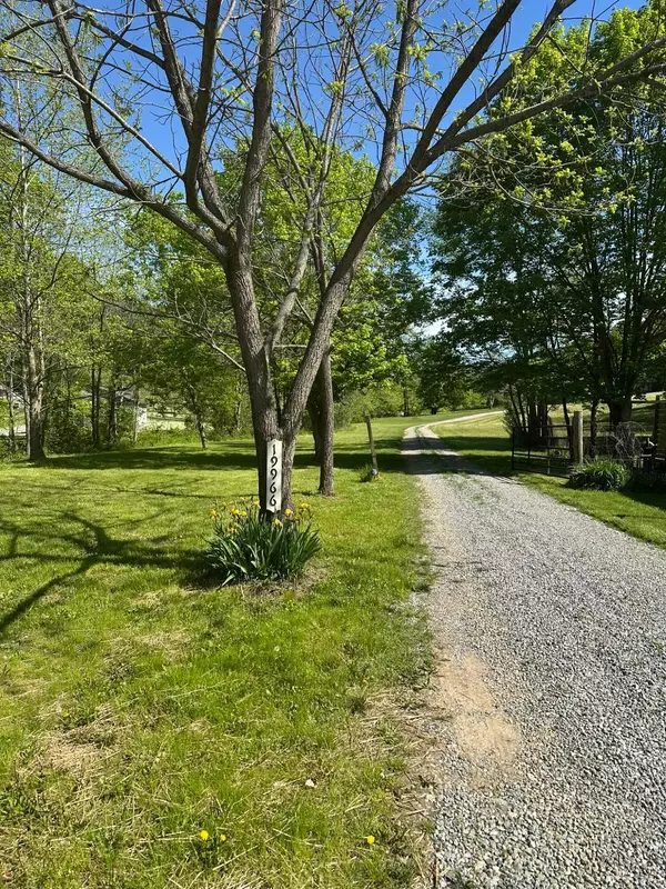 Laurelville, OH 43135,19966 Happy Hollow Road