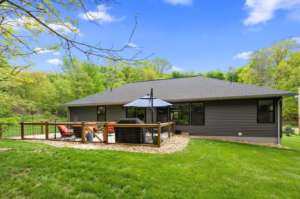 Howard, OH 43028,530 Terrace Ridge Circle