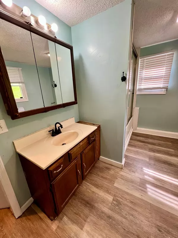 Crooksville, OH 43731,12006 Buzzards Glory Road Road