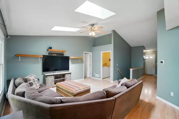 Canal Winchester, OH 43110,6963 Weurful Drive