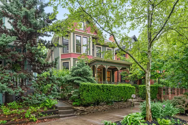 1042 Neil Avenue, Columbus, OH 43201