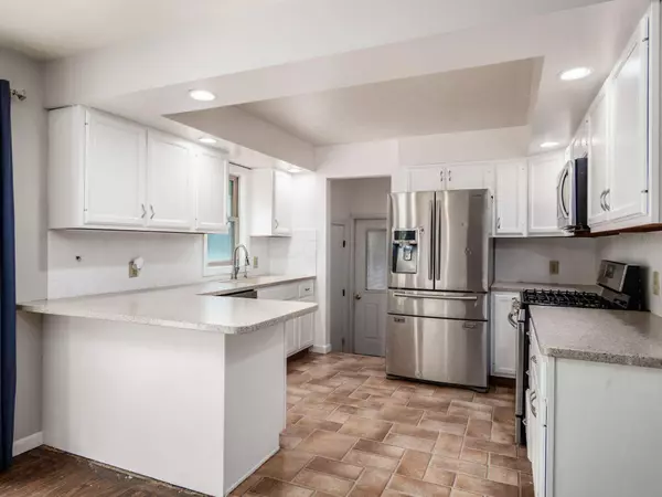 Mount Vernon, OH 43050,14288 Wooster Road