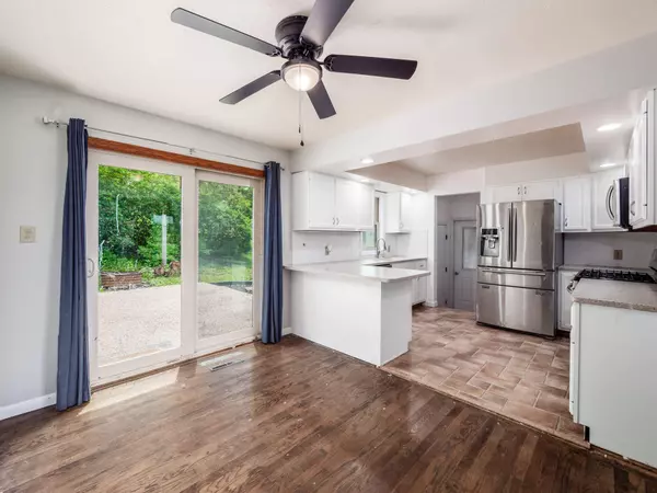 Mount Vernon, OH 43050,14288 Wooster Road