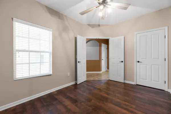 Columbus, OH 43240,9032 Polaris Lakes Drive