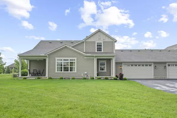1070 Little Bear Place, Lewis Center, OH 43035