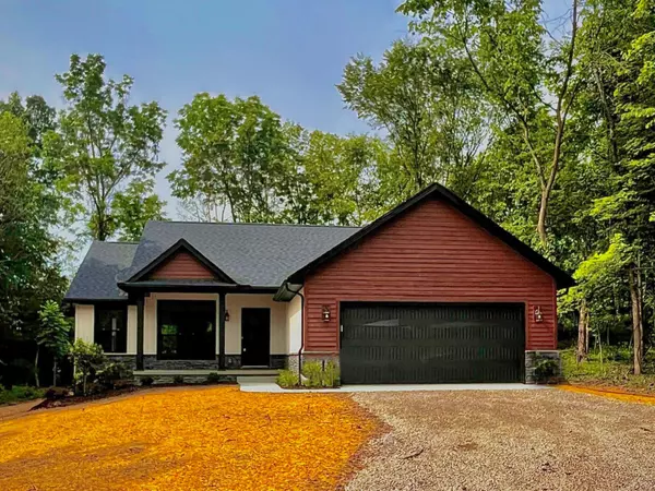 561 Crestmonte Drive, Howard, OH 43028