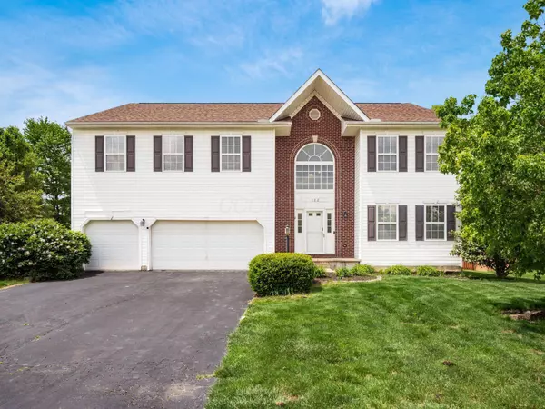 122 Deer Path Court, Pataskala, OH 43062