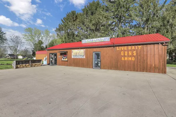 30586 Lake Logan Road, Logan, OH 43138