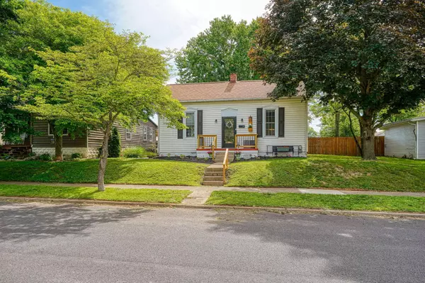 Jackson, OH 45640,88 N High Street