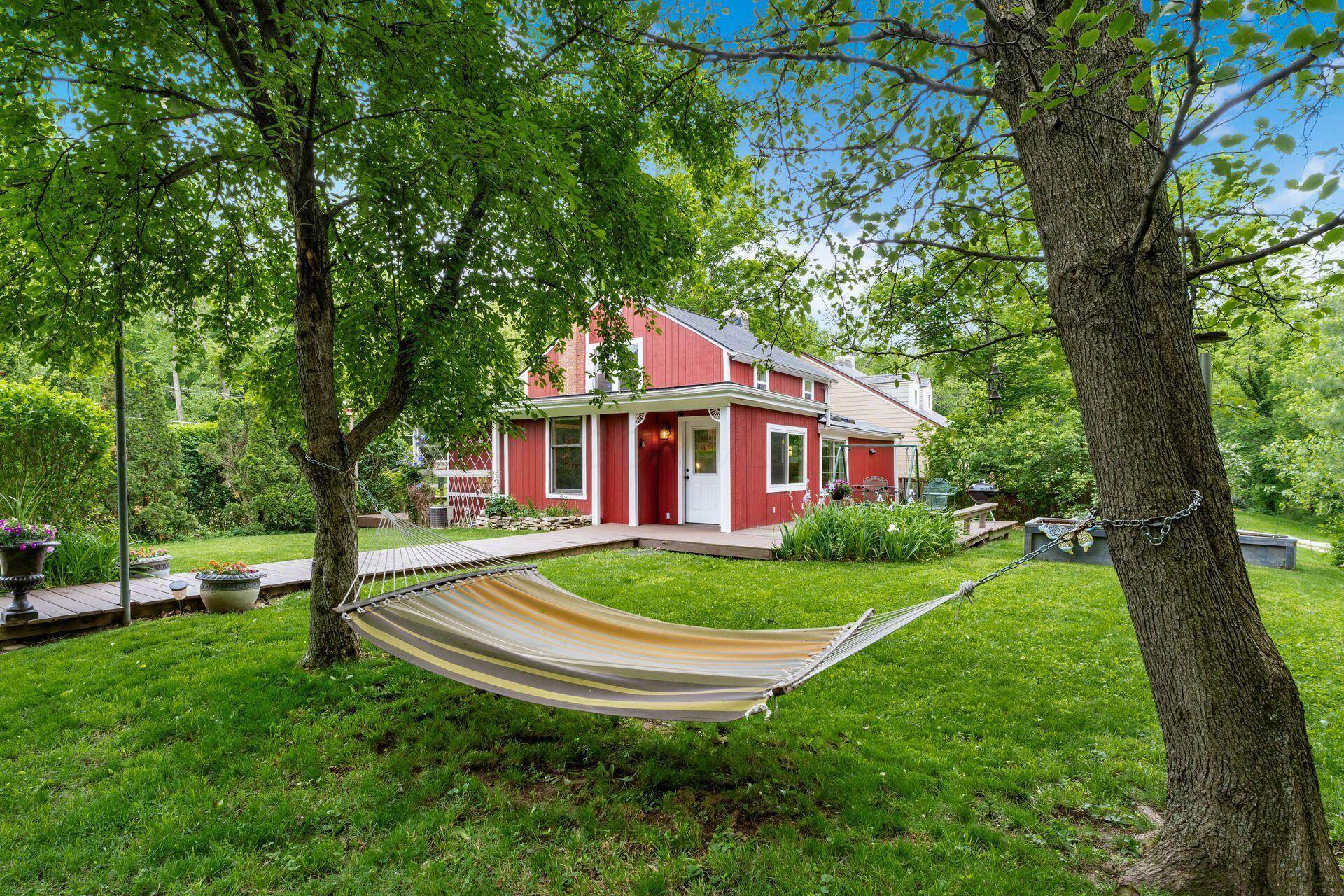 Columbus, OH 43235,796 Mulberry Drive