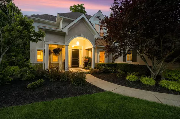 712 Riverbend Avenue, Powell, OH 43065