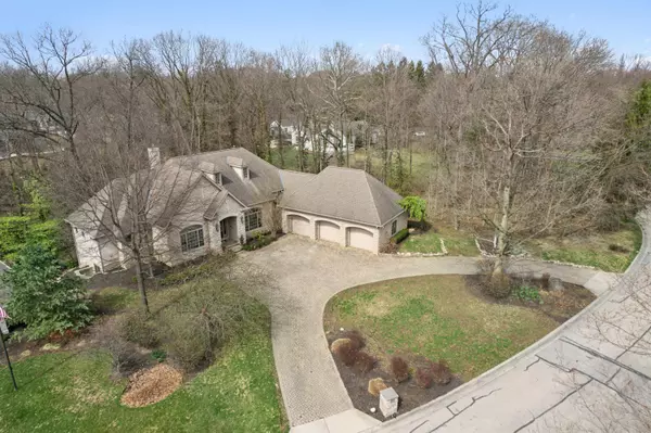 5055 Slate Run Woods Court, Columbus, OH 43220
