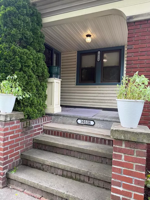 Cleveland, OH 44111,10338 Linnet Avenue