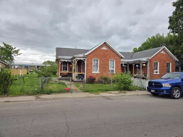 Chillicothe, OH 45601,384 E 2nd Street