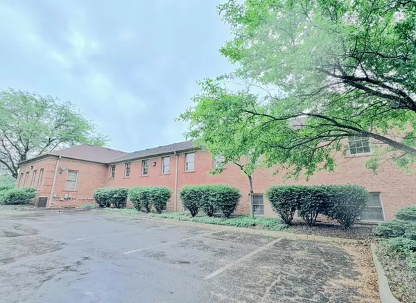 Columbus, OH 43230,4261 Morse Road