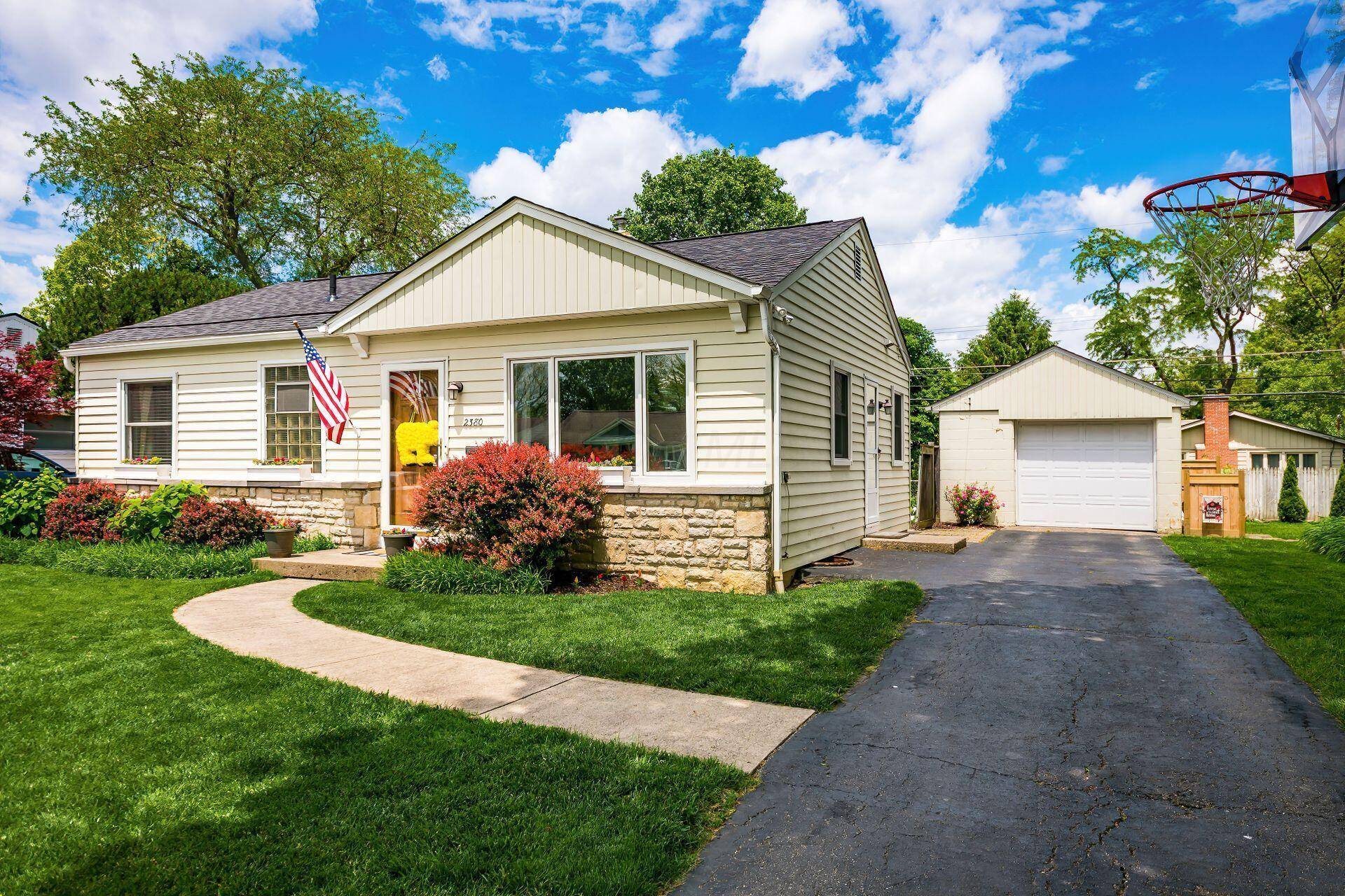 Upper Arlington, OH 43221,2380 Cranford Road