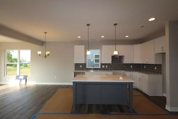 Powell, OH 43065,7018 Unitas Loop