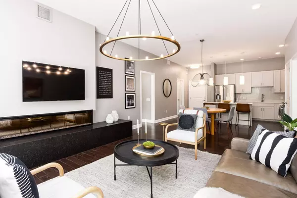 Columbus, OH 43212,868 Burr Avenue