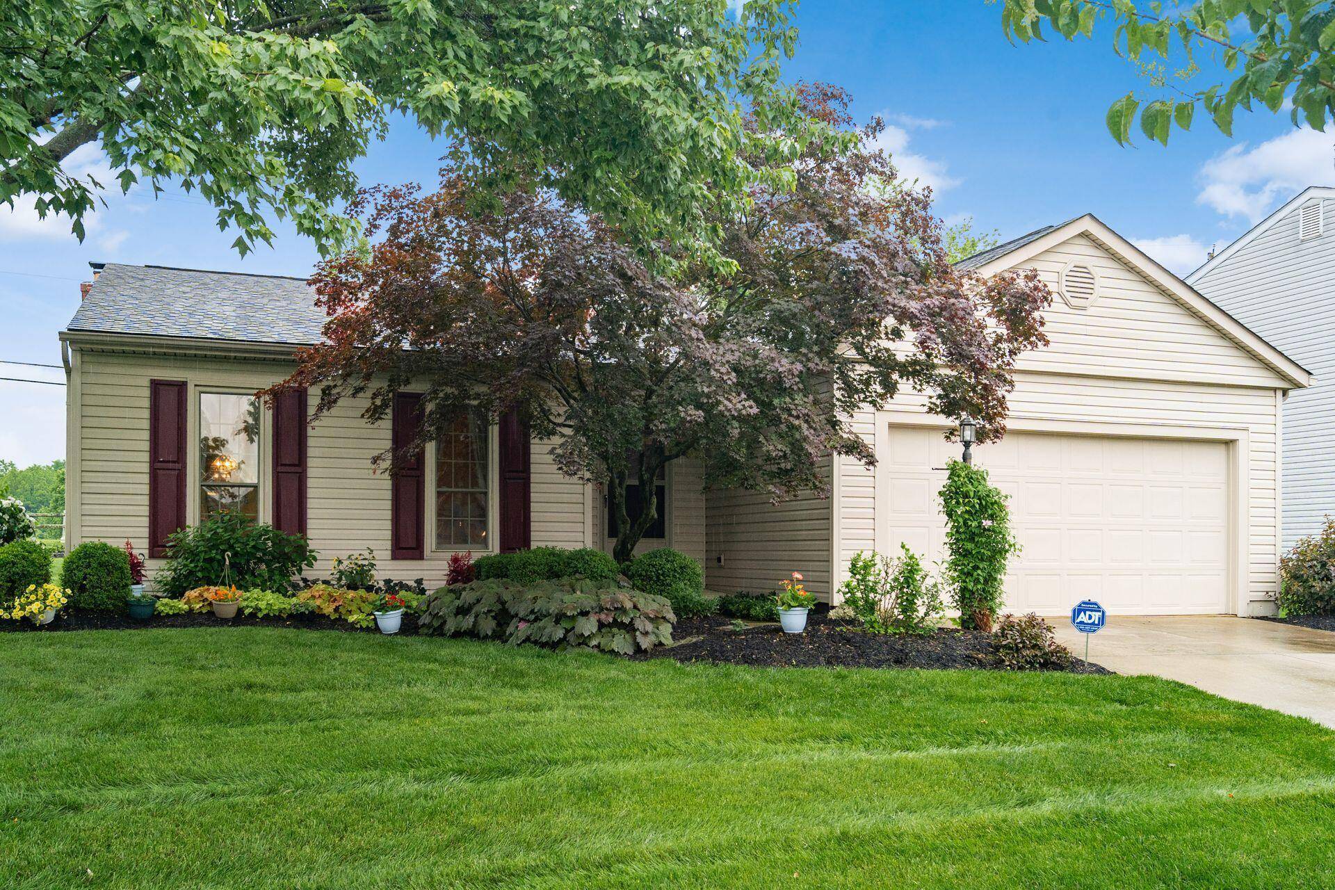3521 En Joie Drive, Columbus, OH 43228