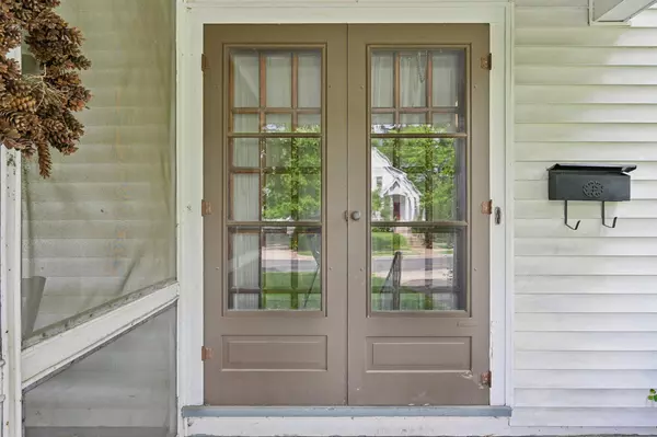 Columbus, OH 43209,787 Montrose Avenue