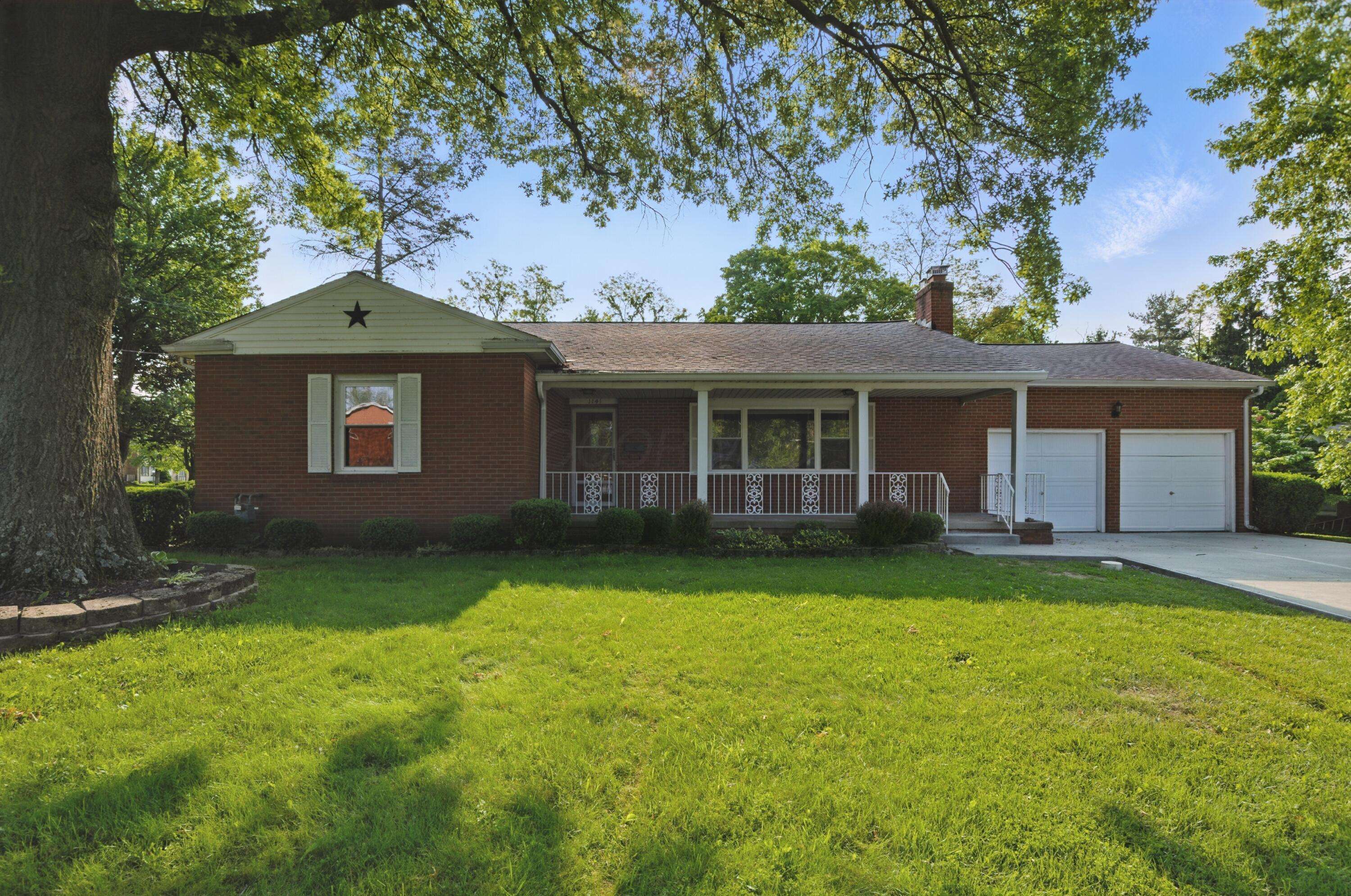 1141 Monterey Drive, Mansfield, OH 44907