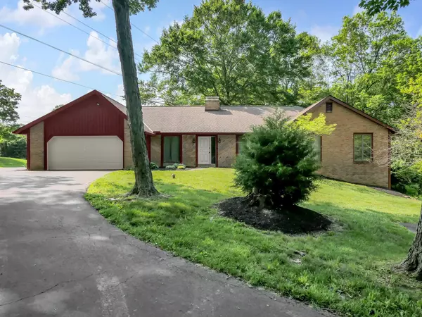 8587 Blacks Road, Pataskala, OH 43062
