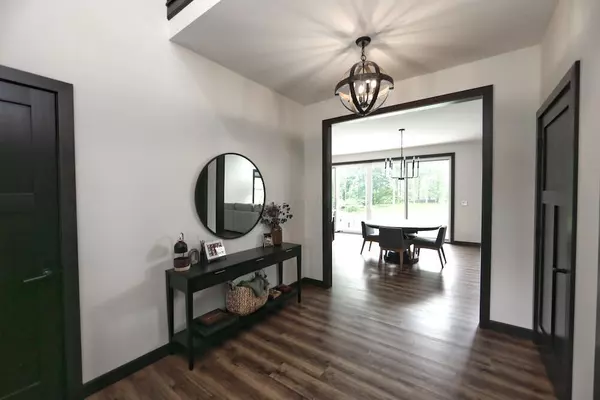 Fredericktown, OH 43019,9553 Woodridge Circle