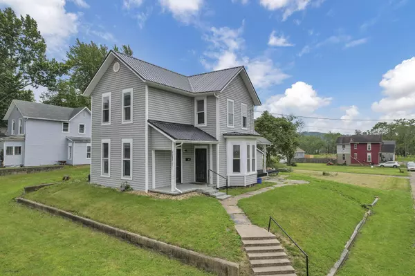 327 Eastern Avenue, Newark, OH 43055