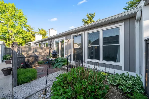 Columbus, OH 43085,797 Timber Way Drive #16C