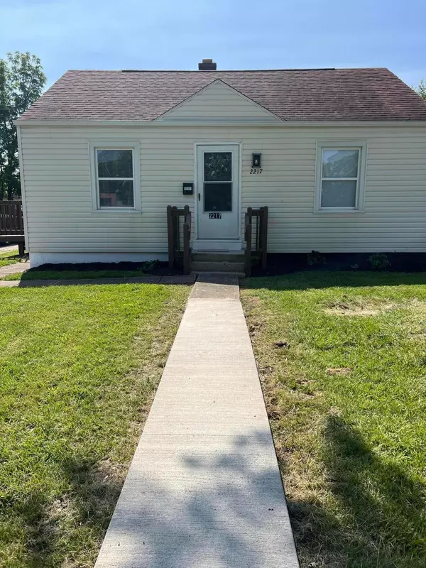 2217 Grasmere Avenue, Columbus, OH 43211